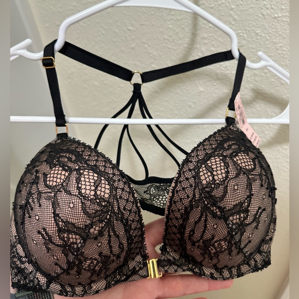 Victoria’s Secret Bombshell Add 2 Cups Push-up Bra - Picture 6 of 7